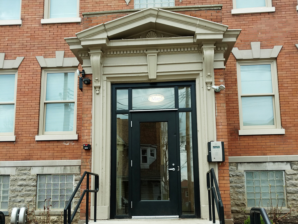 Primary Photo - 3527 Reading Rd