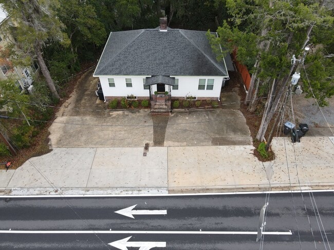 Building Photo - 1313 N Gadsden St