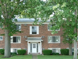 Elmwood Oaks Apartments - Elmwood Oaks Apts