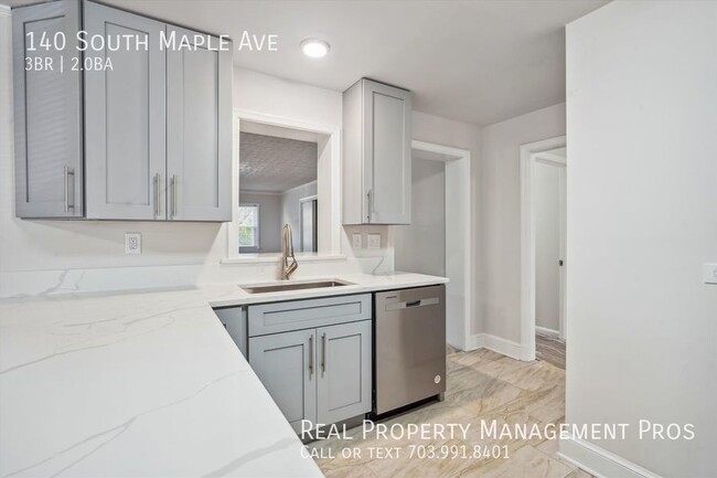 Building Photo - Qualify for a zero deposit? Remodeled in 2023