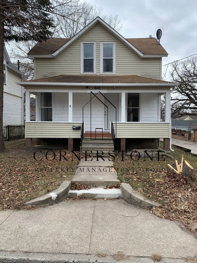 Building Photo - 614 N 12th St
