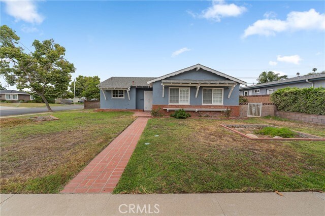 Foto principal - 141 Cedarwood Ave