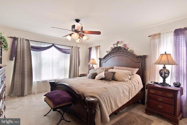 Foto del edificio - 2613 Glenriver Way