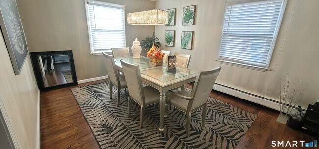 Foto del edificio - 321 Evers St