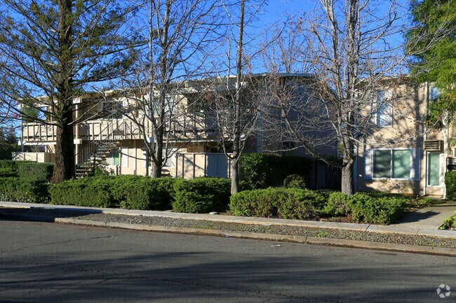 Apartamentos en Cabot Way - Apartments on Cabot Way