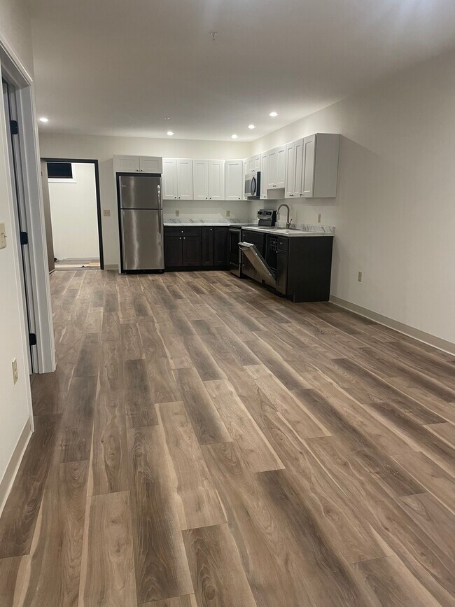 65 Northgate Plz, Morristown, VT 05661 65 Northgate Plz Morristown