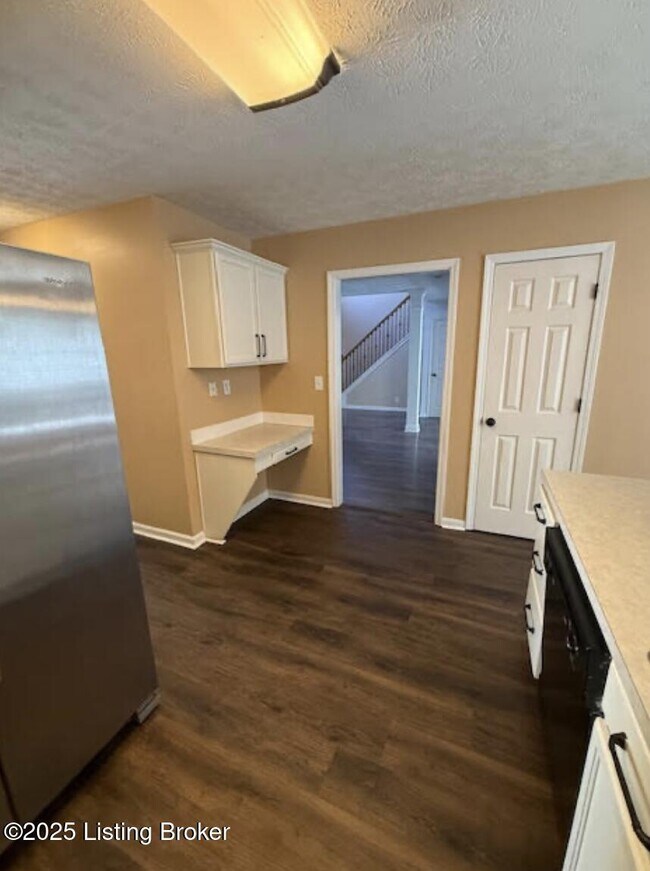 Foto del edificio - 12402 Bristol Bay Pl