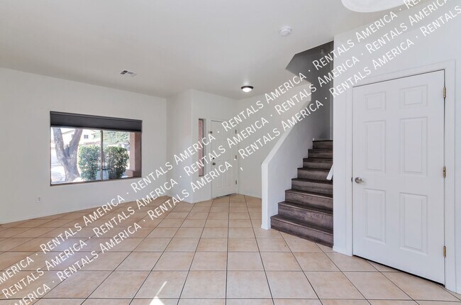 Building Photo - 60191 Verde Vista Ct