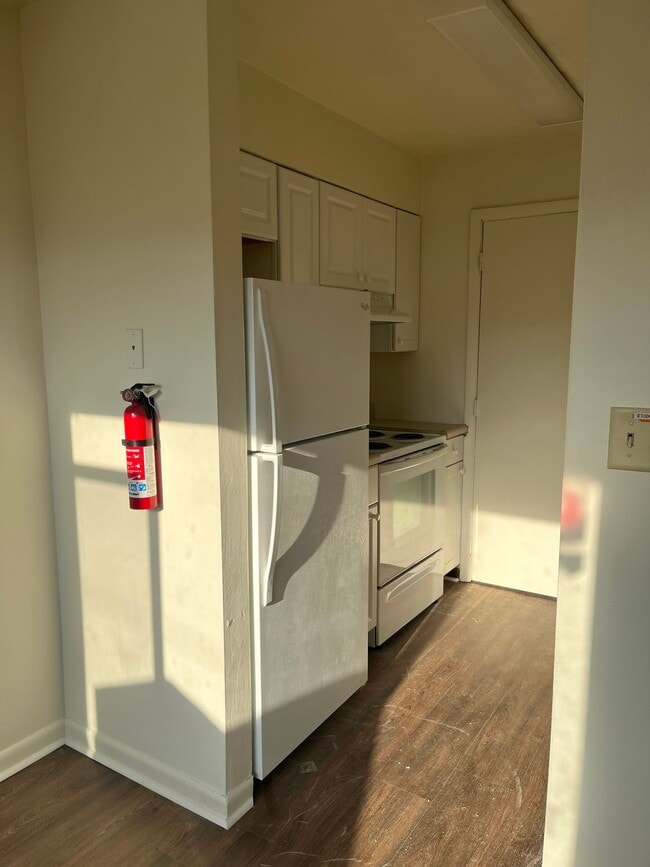 Building Photo - 920A W Aaron Dr in State College - 2 Bedroom, 1 Bathroom Apartment