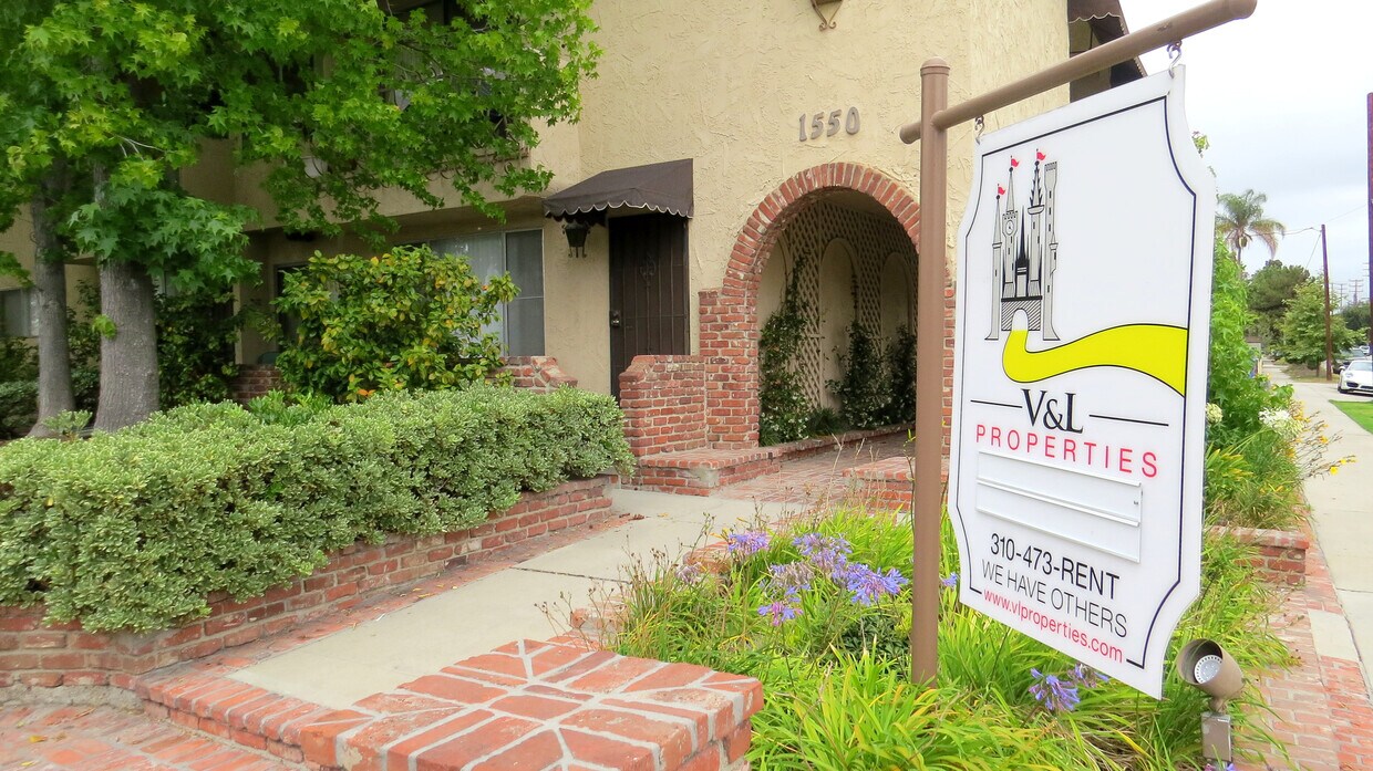 Foto principal - 1550 S Centinela Ave