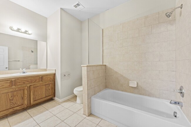 Foto del edificio - Towne Center Flats - 45514 Revere Dr.