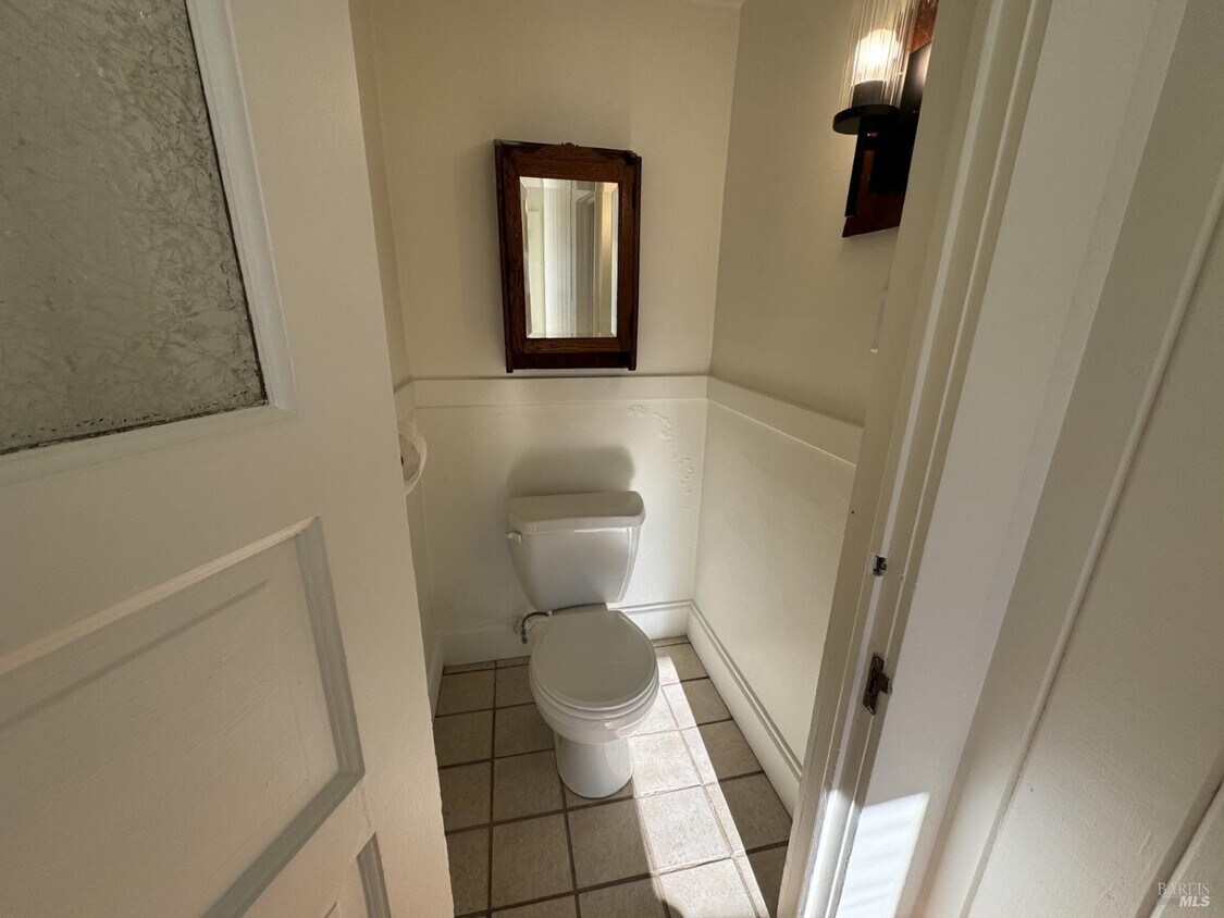Foto principal - 321 B St