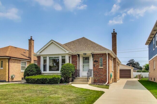 Foto del edificio - 7241 N Overhill Ave