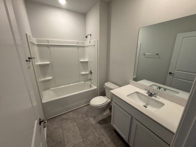 Building Photo - 710 Samuel Lee Ln