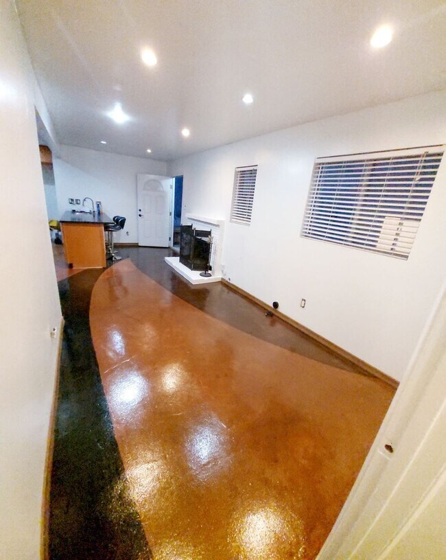 Foto del edificio - 1631 Van Horne Ln