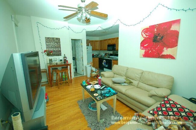 Foto del edificio - 1254 Commonwealth Ave