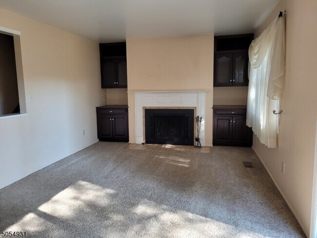 Foto del edificio - 133 Carriage Ln