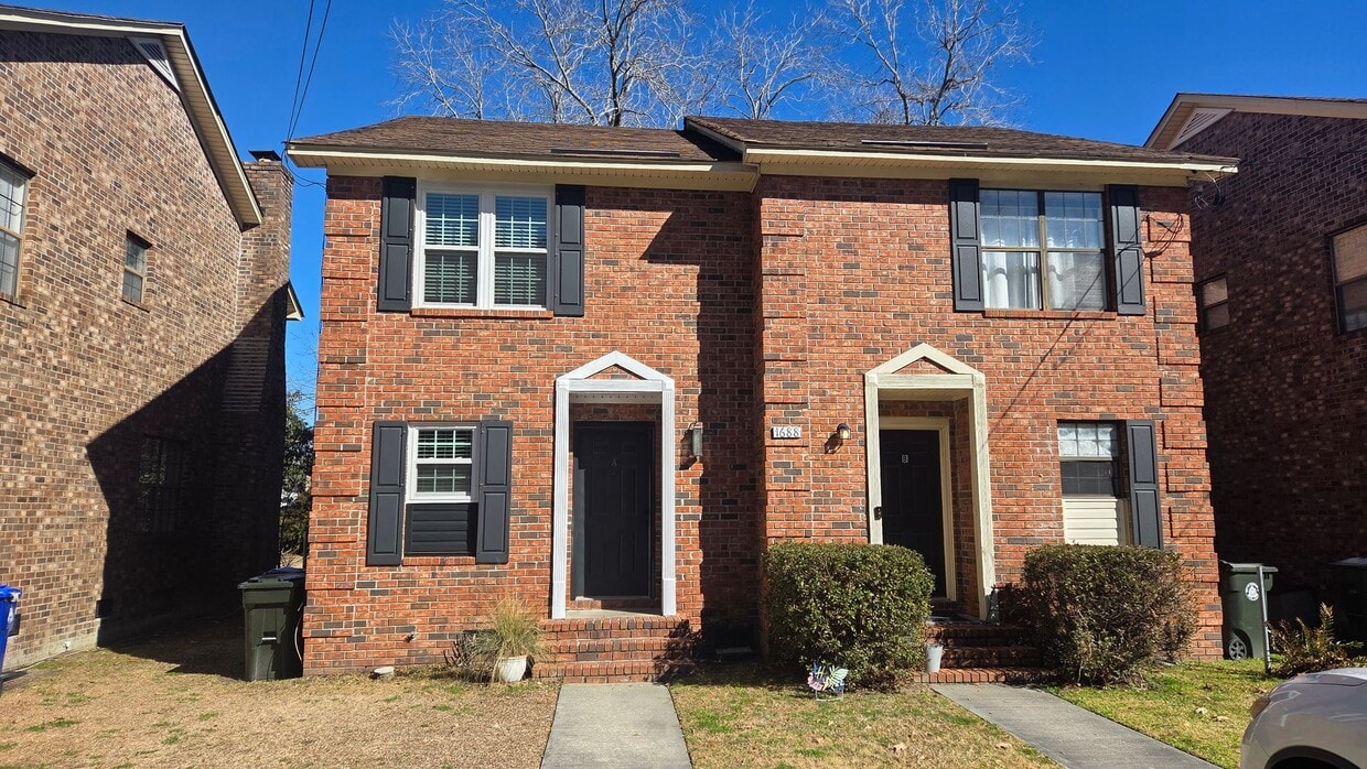 Photo - 1688 Pearlott St.