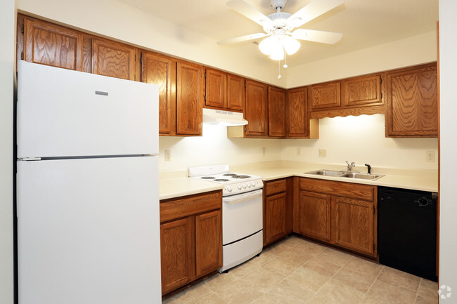 1HAB, 1BA - 660 ft² - Cocina - Trailside Apartments