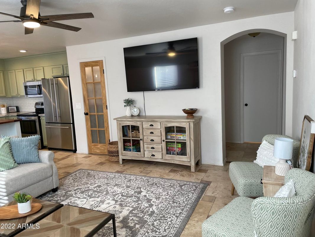 Foto principal - 106 S 110th St