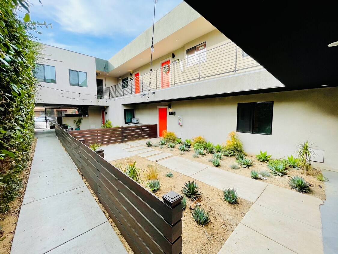 Welcome to your new home! - 944 Pacific Ave