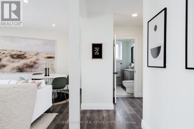 Photo du bâtiment - 51 Penhurst Ave