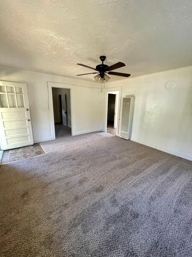 Building Photo - 266