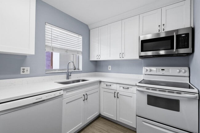 Photo - 183 Lake Carol Dr Apartment