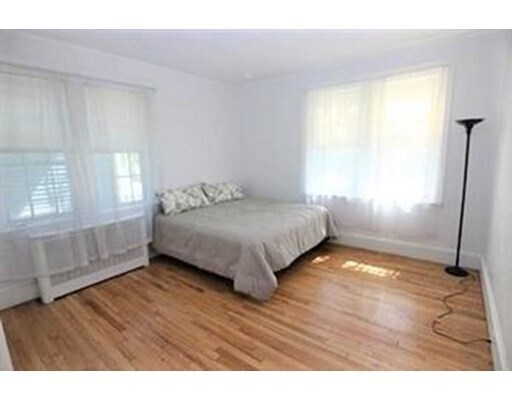Building Photo - 205 Mount Auburn St
