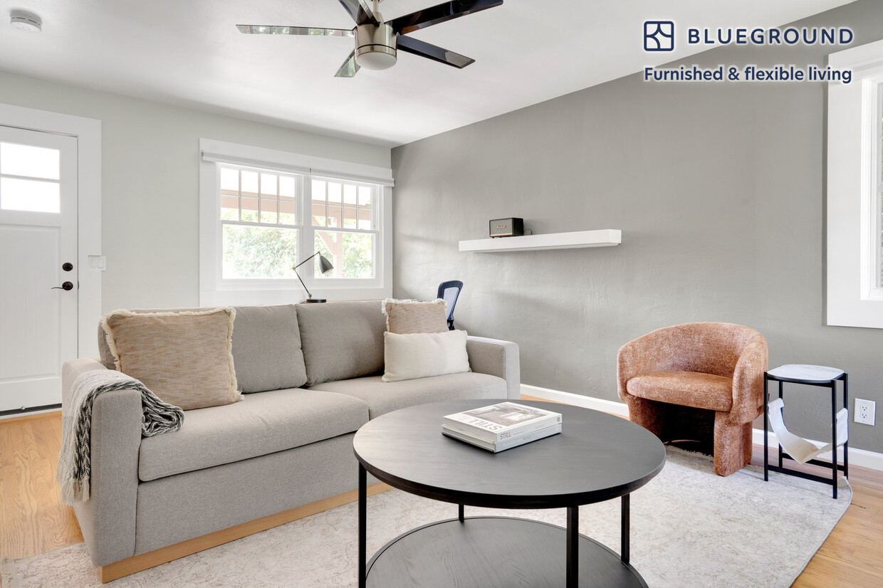 Foto principal - 313 Hawthorne Ave