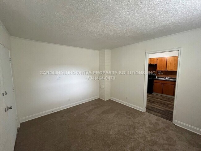 Foto del edificio - 2108 Rush Wind Dr