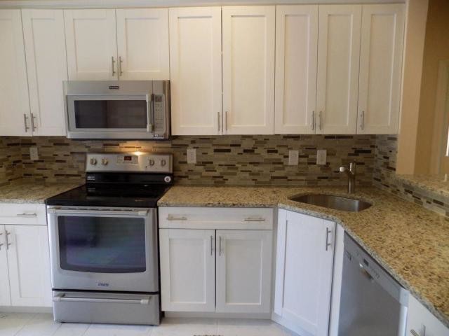 Foto del edificio - 305 Harbour Pointe Way