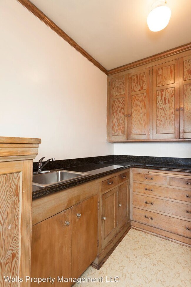 Foto del edificio - 411 N 63rd St