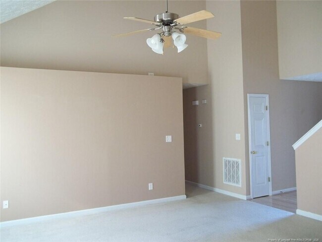 Foto del edificio - 5619 Walking Trail Way
