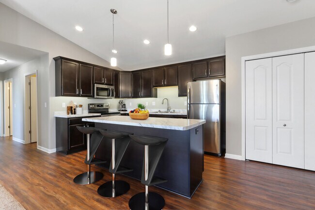 Foto del edificio - 775 Southwind Dr