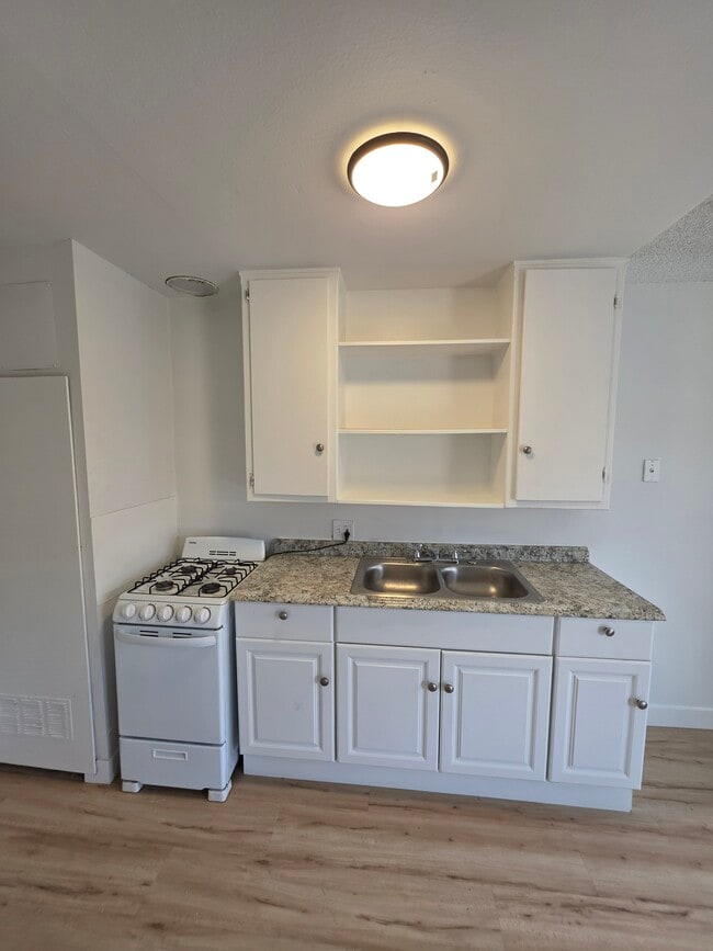 Cocina - Tropicana Apartments