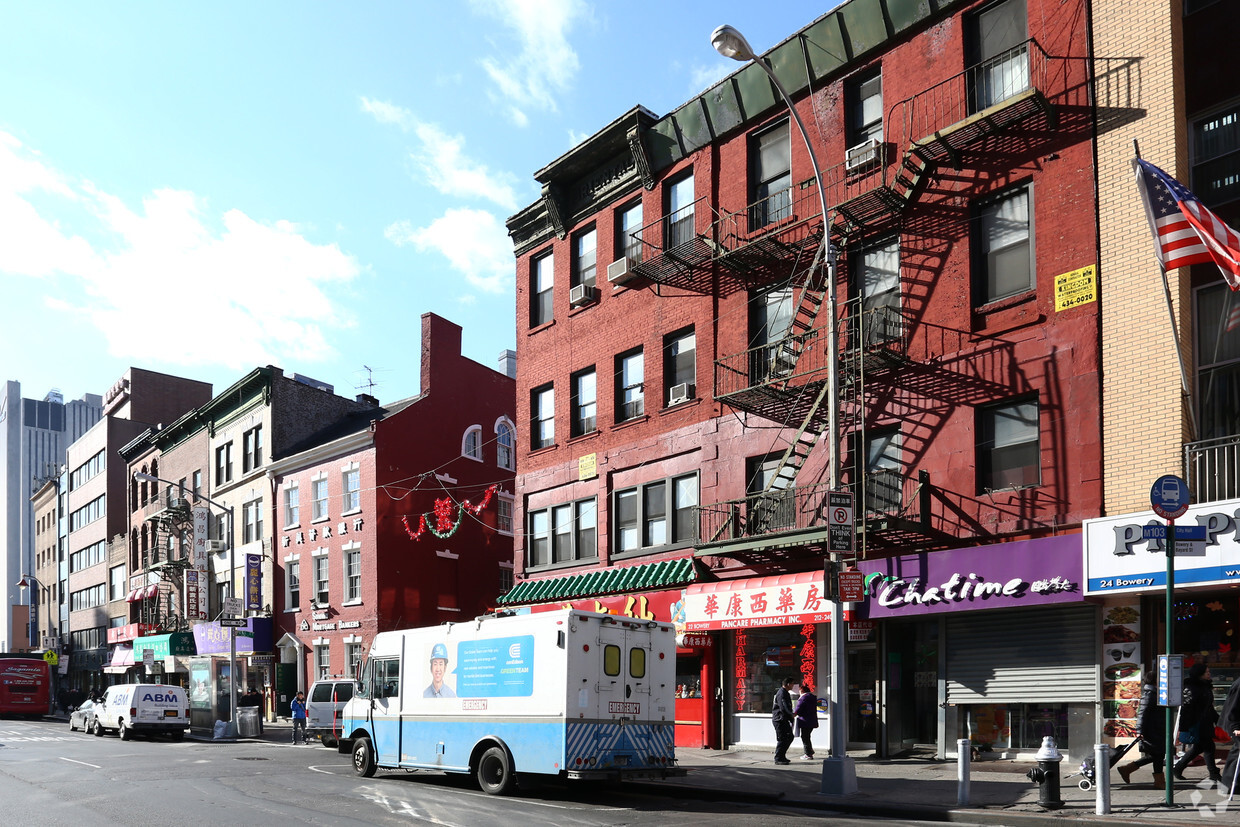 Building Photo - 20-22 Bowery