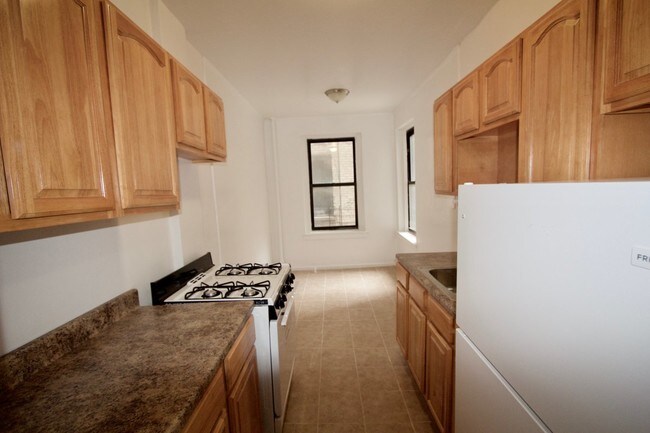 Foto del edificio - 2181 Wallace Ave