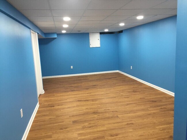 Foto del edificio - 3849 Old Creek Rd