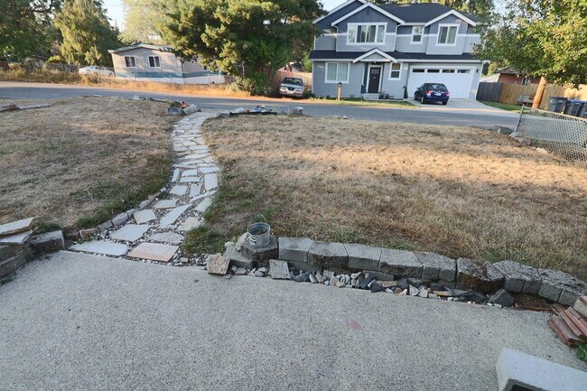 Photo - 2344 Trenton Ave Apartment