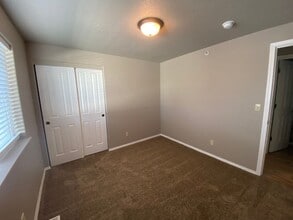 Building Photo - 63347 Vogt Rd