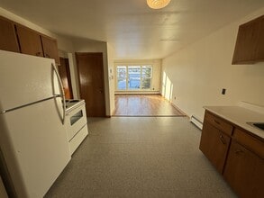 Building Photo - 185 McSweeney Ave