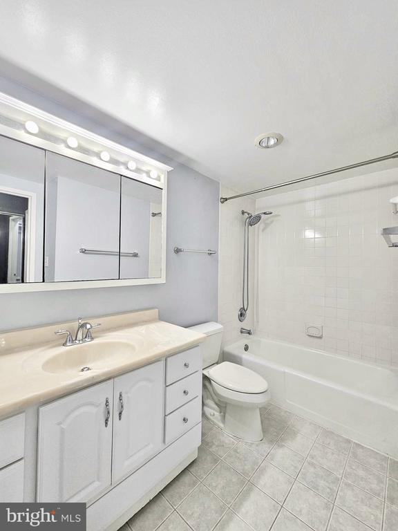 Foto del edificio - 5500 Holmes Run Pkwy