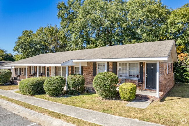 Building Photo - Linkwood Manor