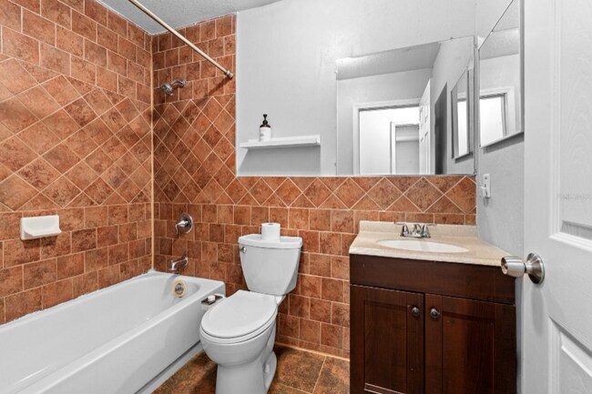 Foto del edificio - 3210 Acapulco Dr