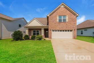 Building Photo - 3316 Pear Blossom Way