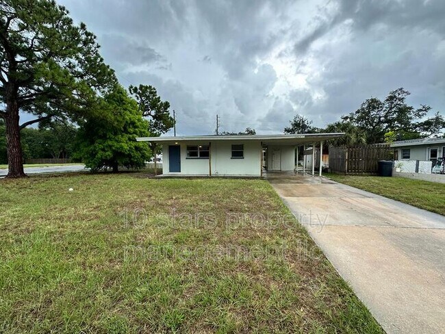Foto del edificio - 1263 Friar Tuck Ln