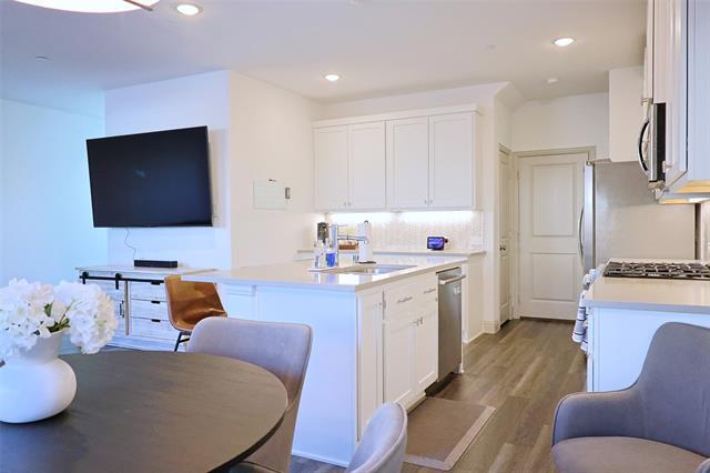 Foto del edificio - 1020 Emil Pl