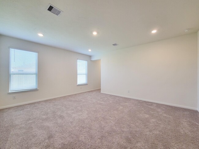 Building Photo - 2815 Lyra Ct