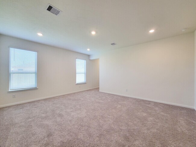 Foto del edificio - 2815 Lyra Ct